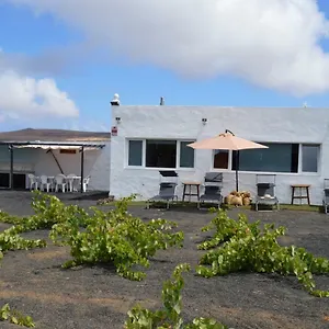 Casa Volcan De Ye Hébergement de vacances Ye